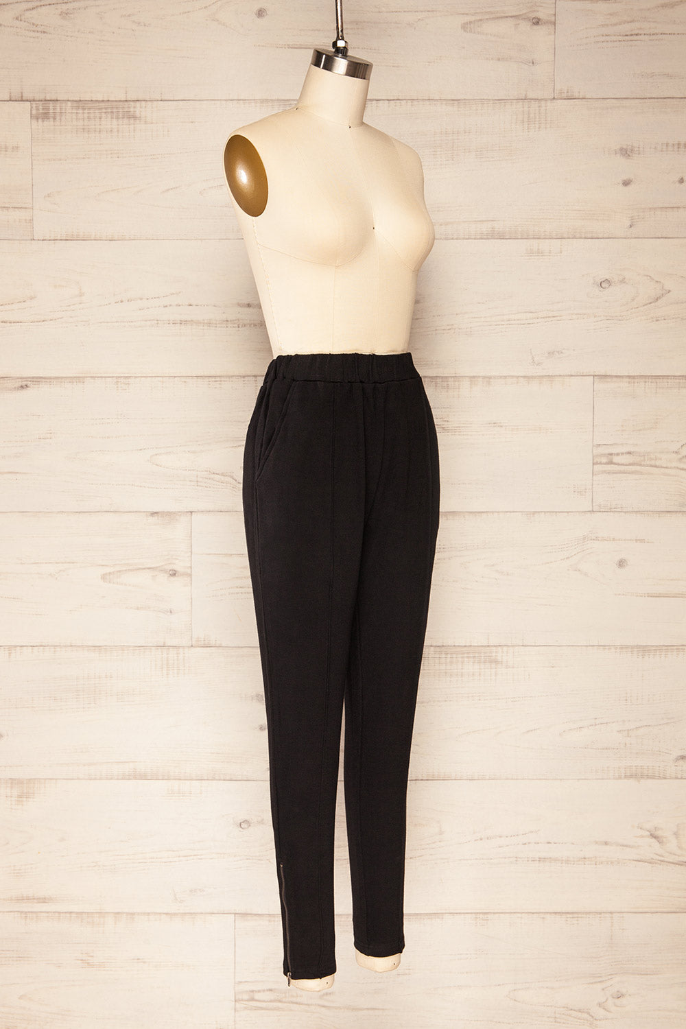 Jarocin Straight Leg Jogging Pants w/ Zip Detail | La petite garçonne side view