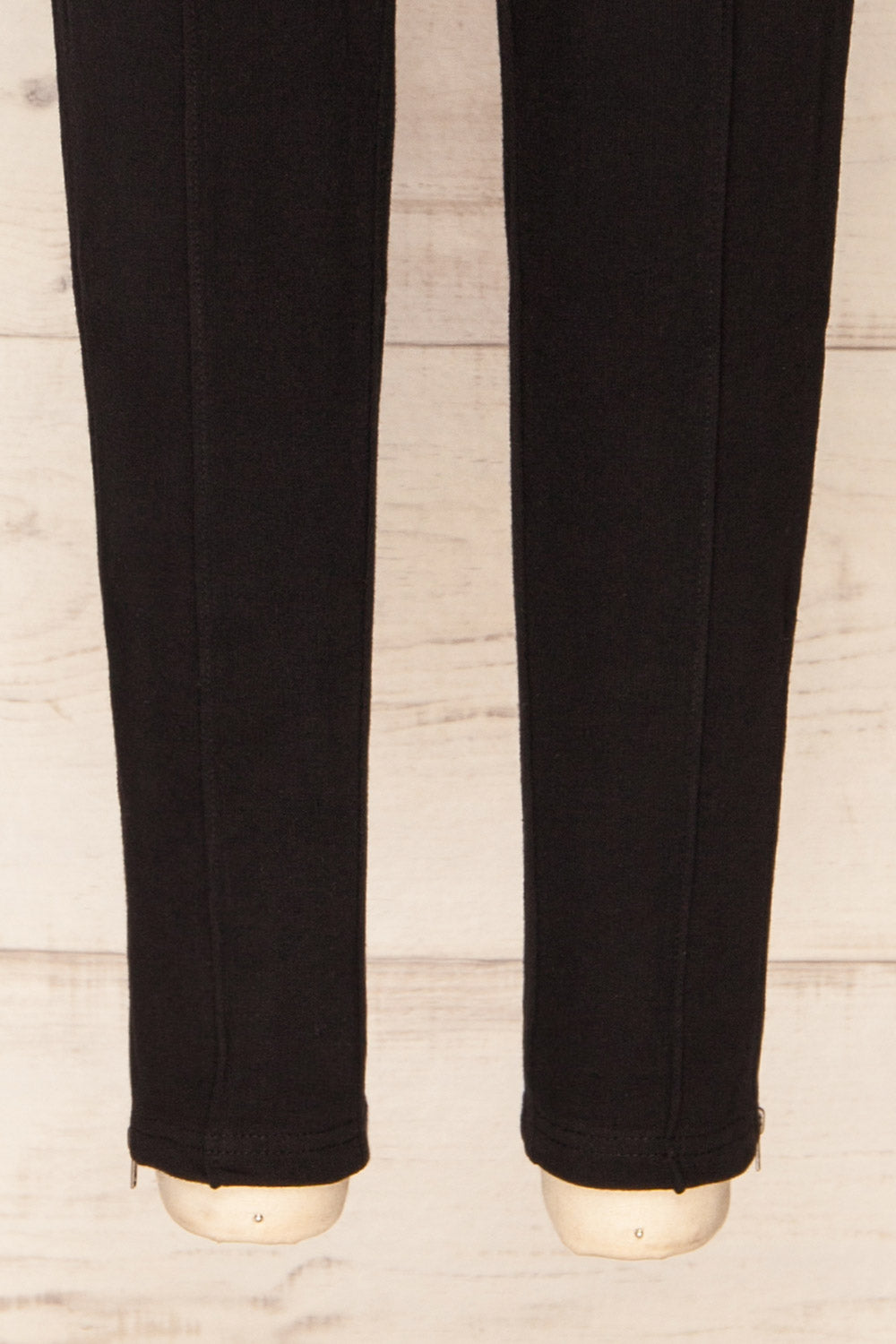 Jarocin Straight Leg Jogging Pants w/ Zip Detail | La petite garçonne bottom