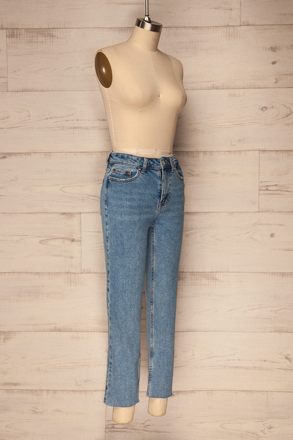 Jaromei Washed Blue Straight Cut Jeans | La Petite Garçonne