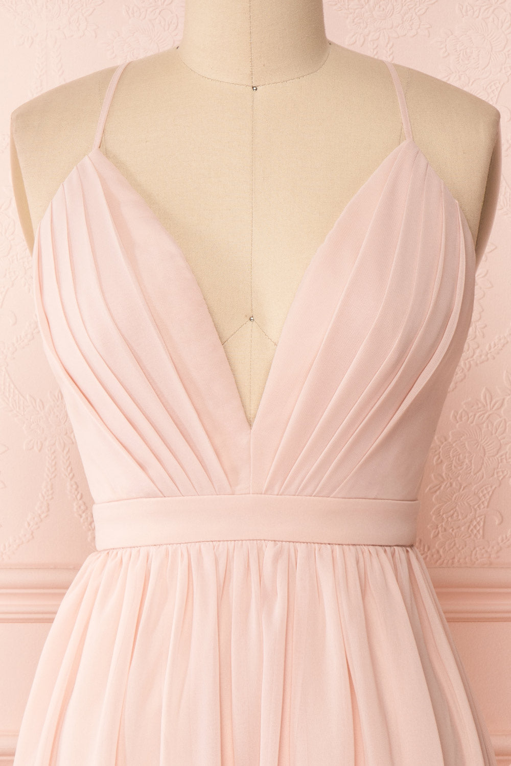 Joelle Blush Chiffon Cocktail Dress | Robe | Boutique 1861 front close-up