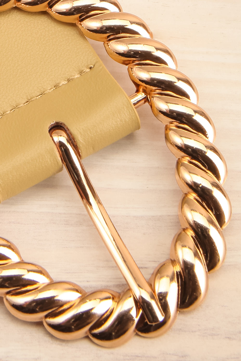 Jutrel Chartreuse - Gold Faux-Leather Belt | La petite garçonne flat view