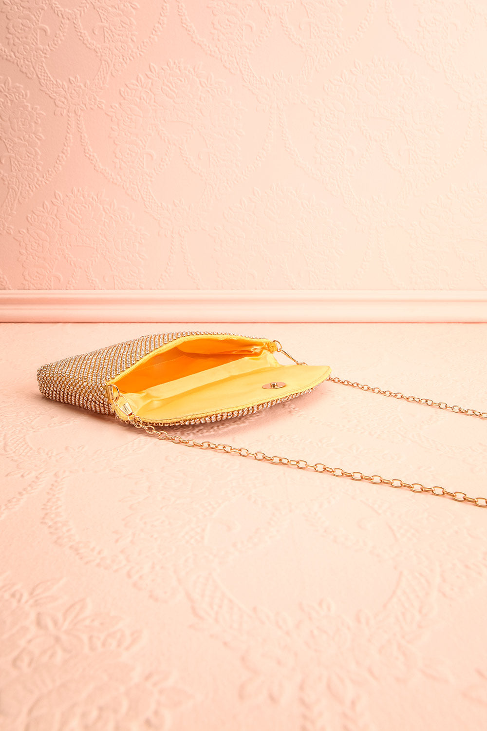 Kahaluu Gold Crystal Clutch | Sac à Main | Boutique 1861 inside view