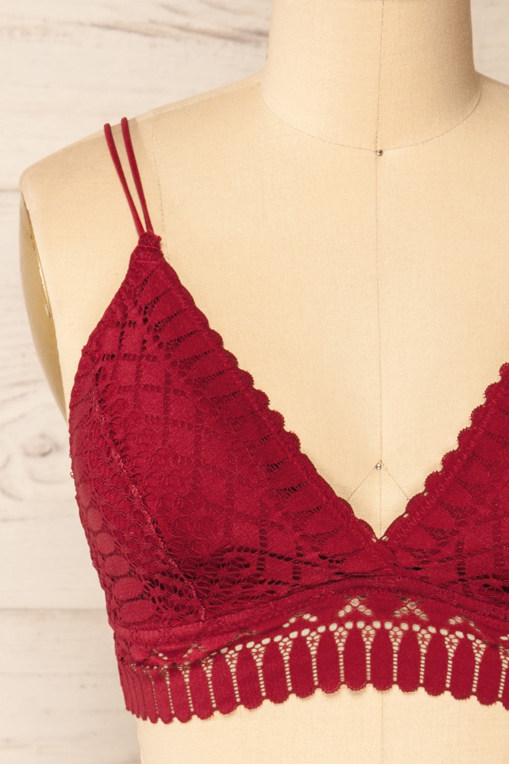 Karlik Burgundy Lace Bralette | La petite garçonne front close-up