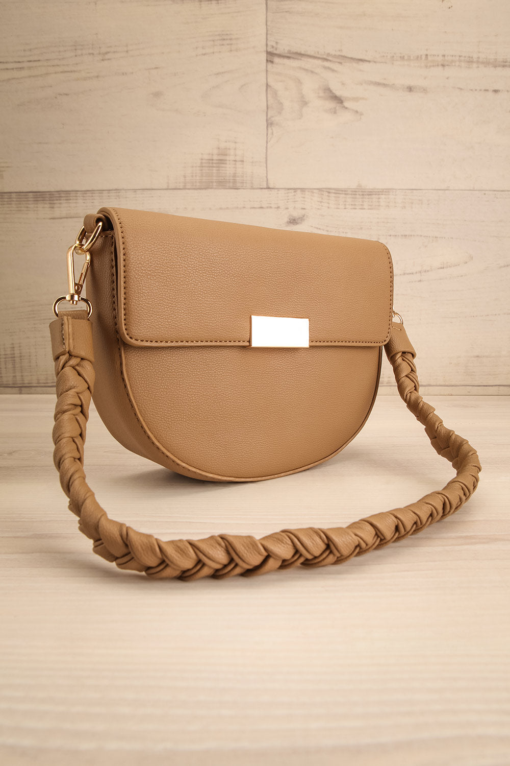 Kenneth Pink Half-Moon Crossbody Handbag | La petite garçonne side view