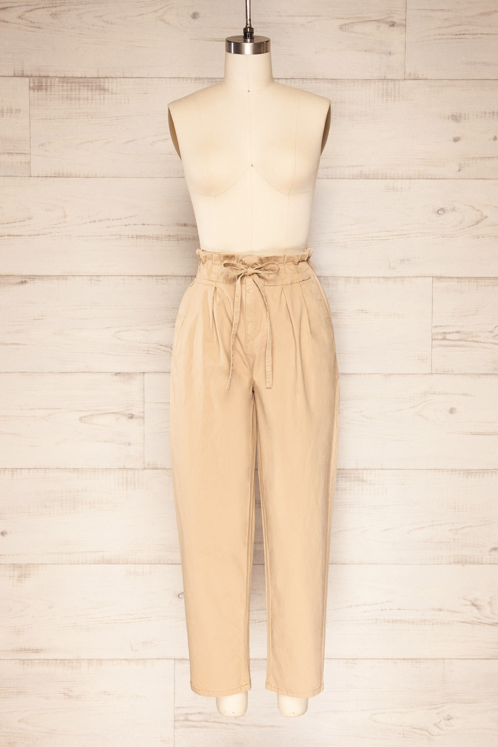 Kiruna Beige Paperbag Straight Leg Pants | La petite garçonne front view