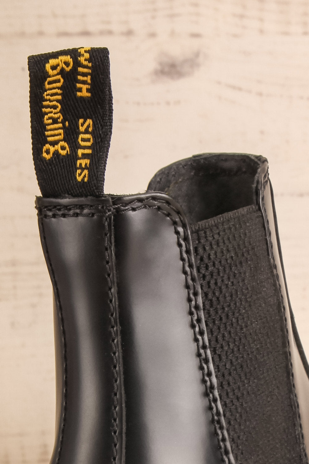 2976 Polished Smooth Platform Chelsea Boots