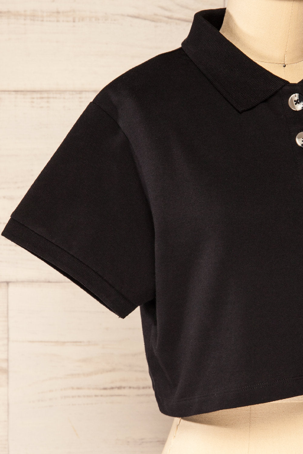Kolo Black Cropped Polo Top | La petite garçonne side close-up