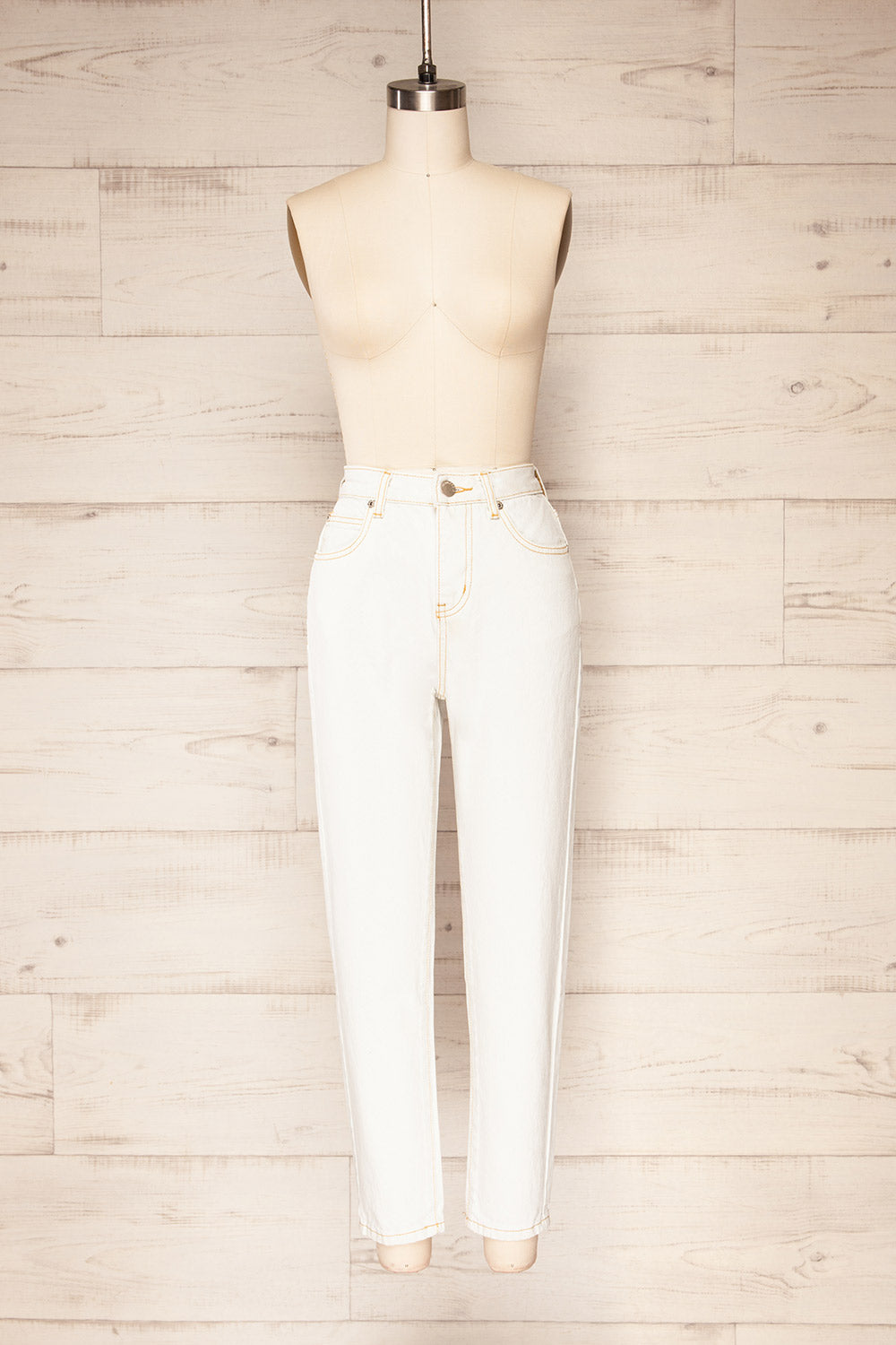 Kopion Fitted High-Waisted Jeans | La petite garçonne front view