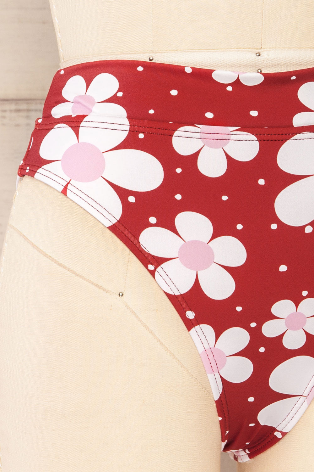 Korsze Floral Bikini Bottom | La petite garçonne - side close up