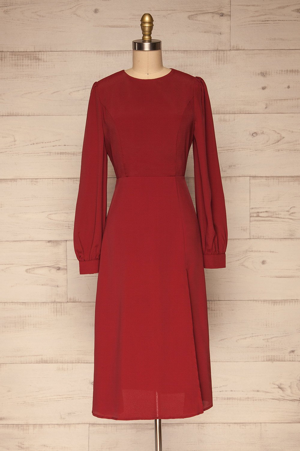 Krzywin Burgundy Dress | Robe Bourgogne front view| La Petite Garçonne
