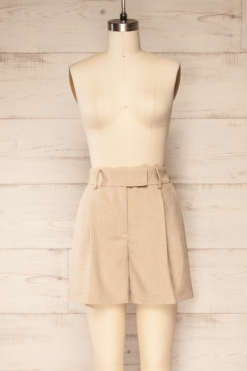 Kunga Beige High-Waisted Shorts w/ Pockets | La petite garçonne front view
