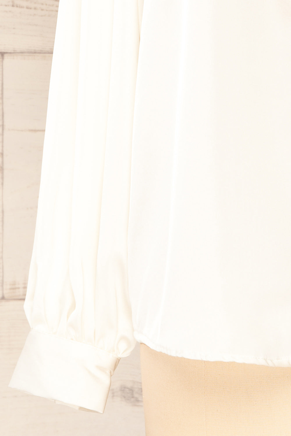 Lasatine Ivory Puffy Sleeve Shirt | La petite garçonne sleeve