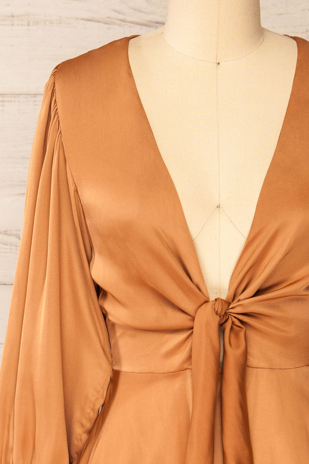 Lauvhe Caramel Tie-Front Short Satin Dress | La petite garçonne front