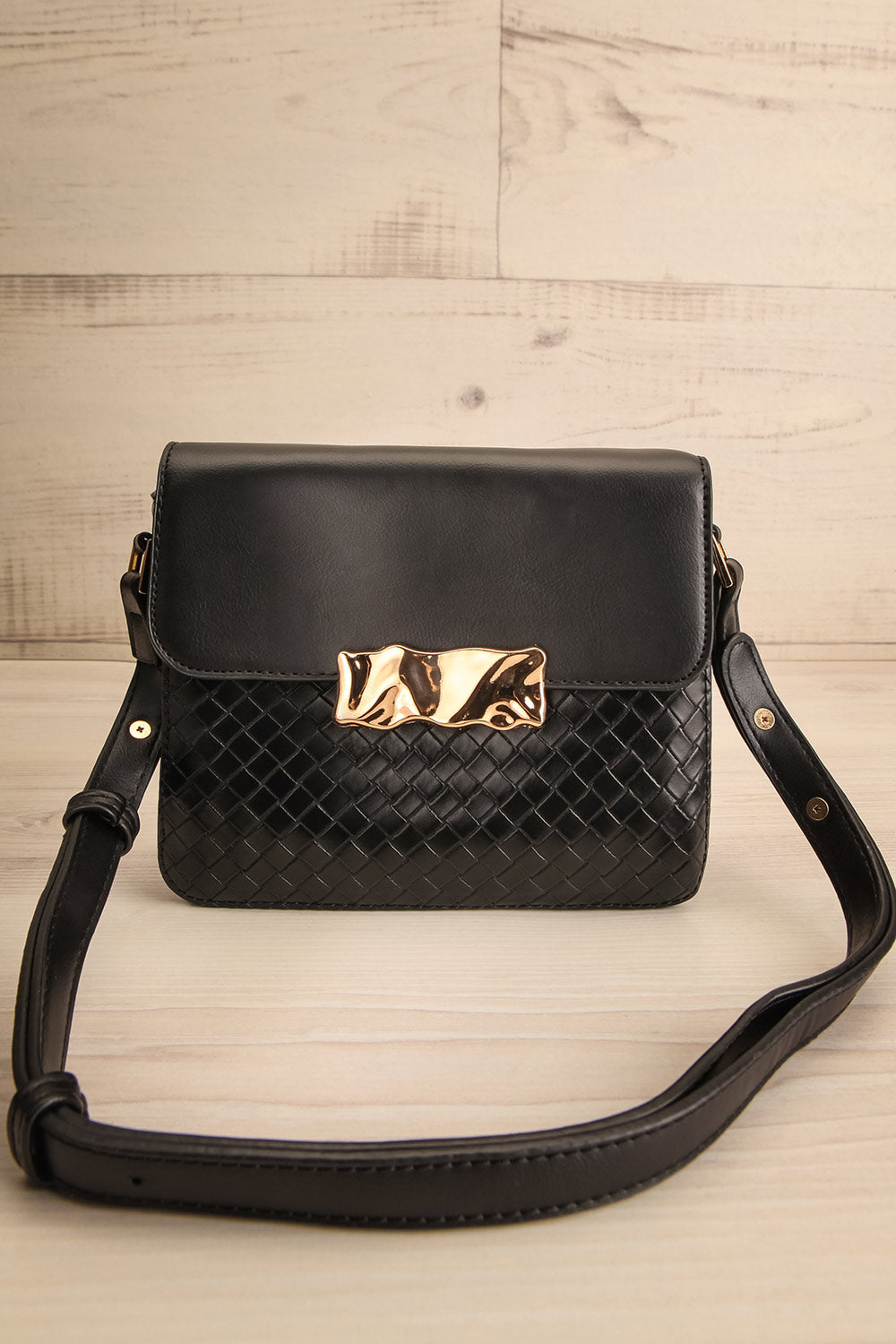 Lawrence Black Woven Texture Handbag | La petite garçonne front view