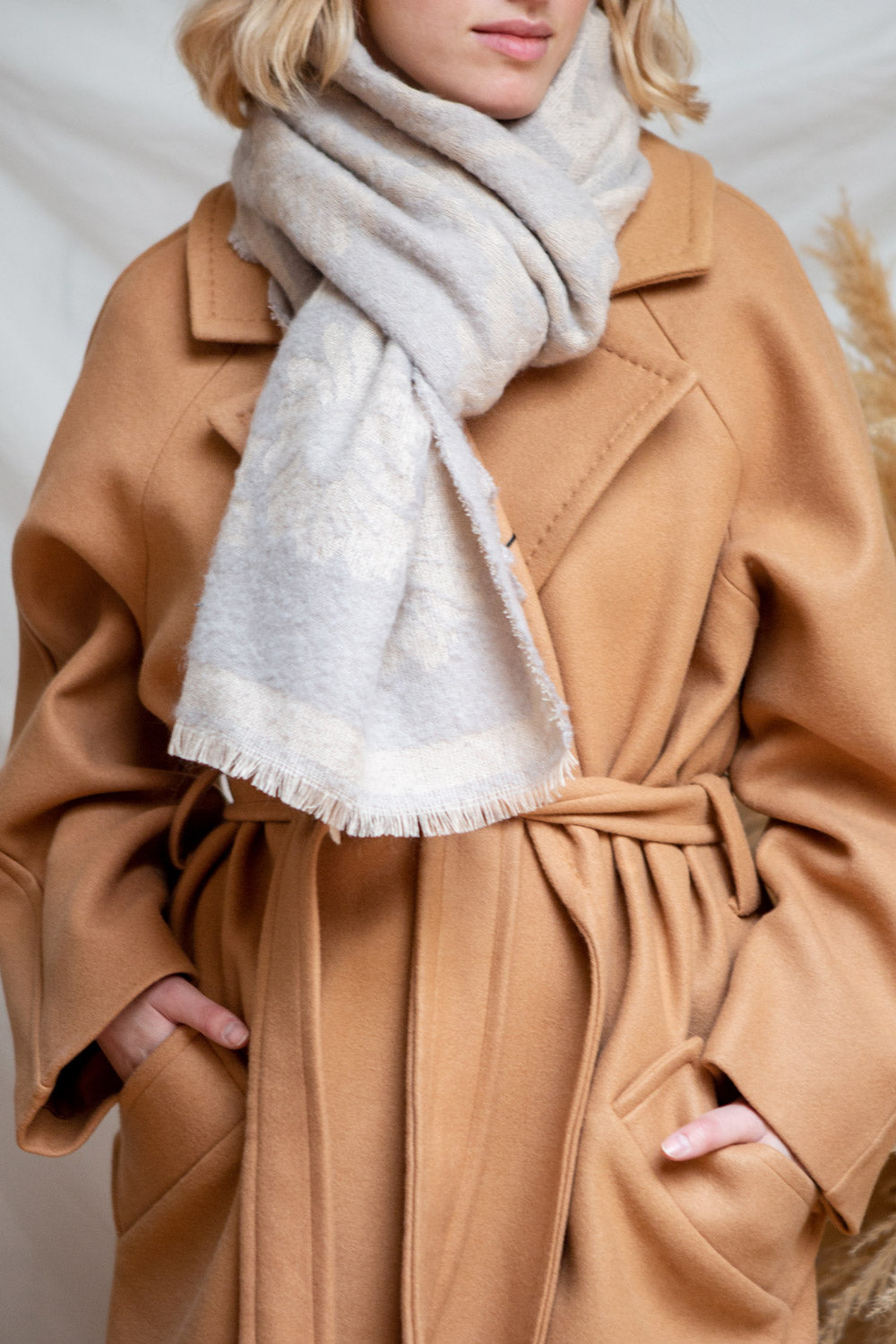 Le Bal Grey Soft Knitted Scarf | Boutique 1861 model