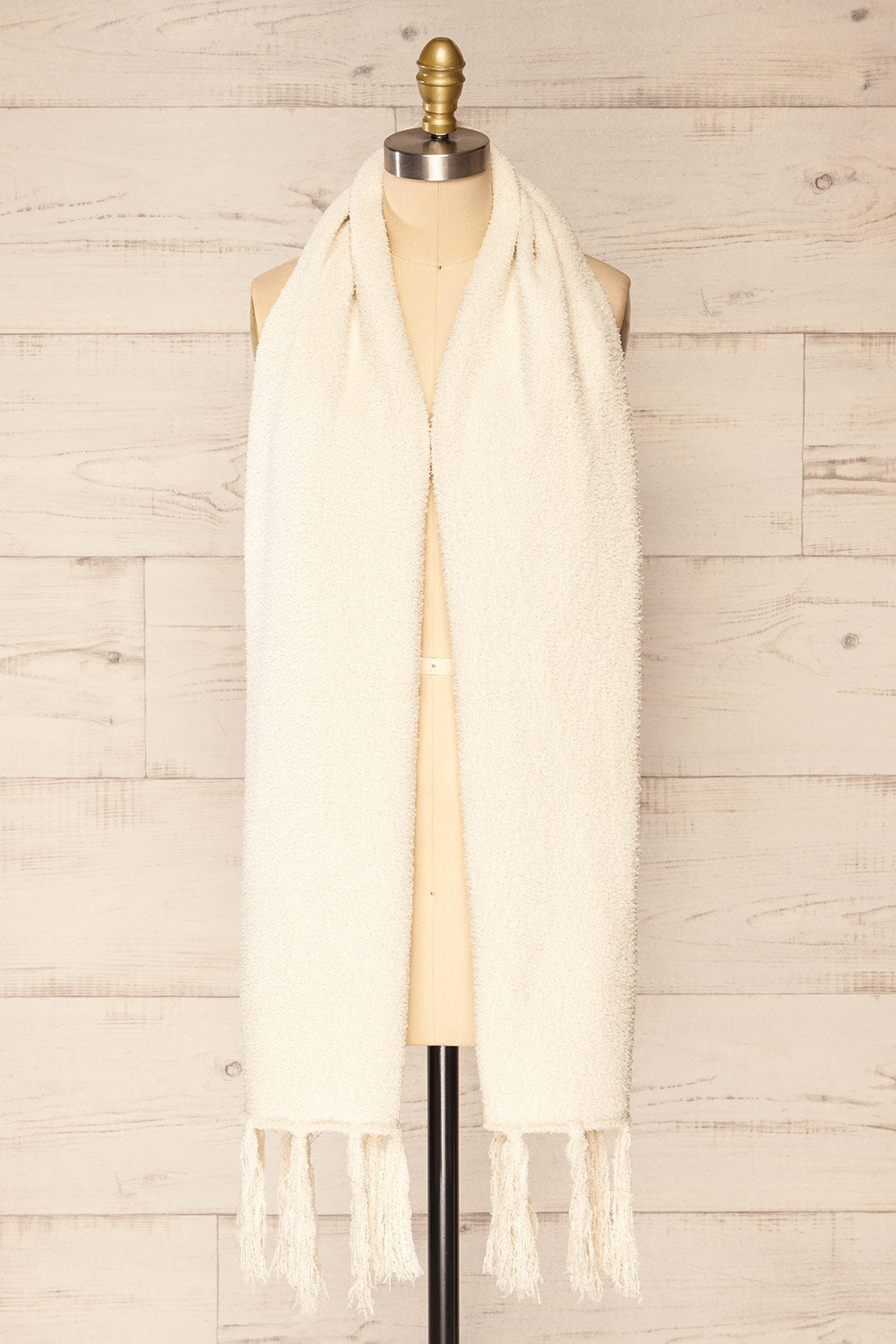 Le Chasseur Ivory Oversized Fluffy Fringed Scarf | La petite garçonne long