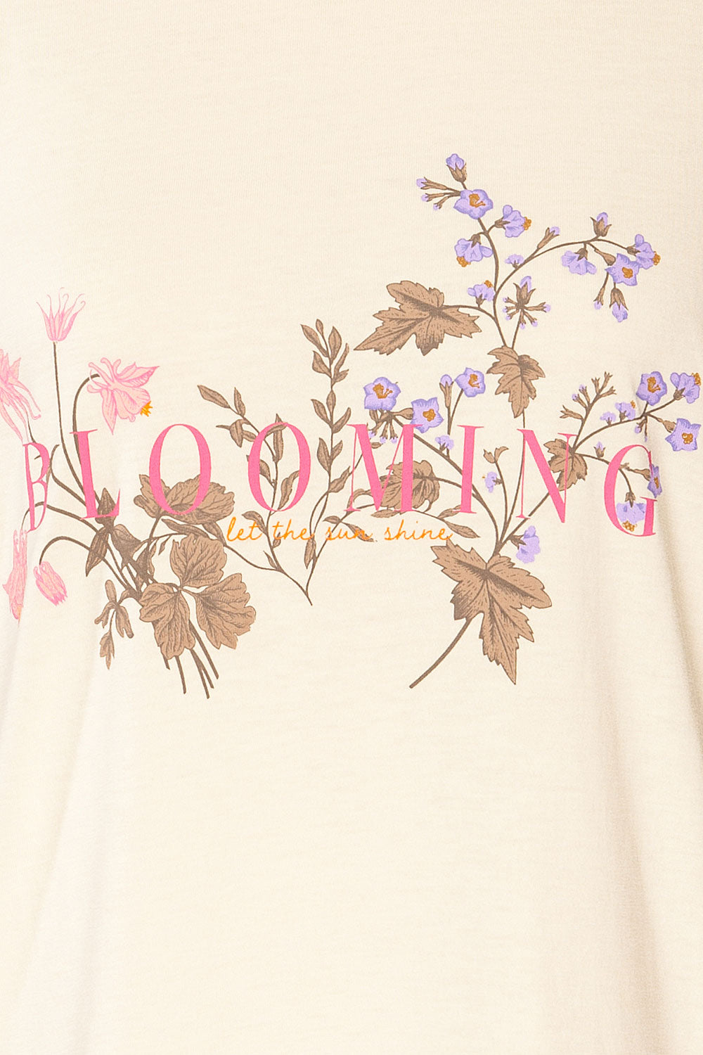 Leipzig Blooming Flowers T-Shirt | La petite garçonne close-up