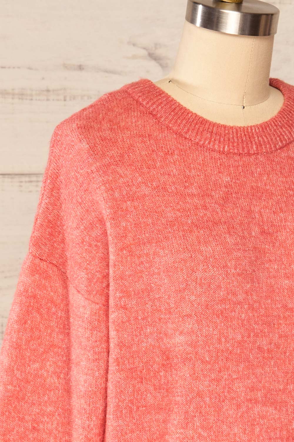 Lenes Coral Melange Knit Sweater | La petite garçonne side close up