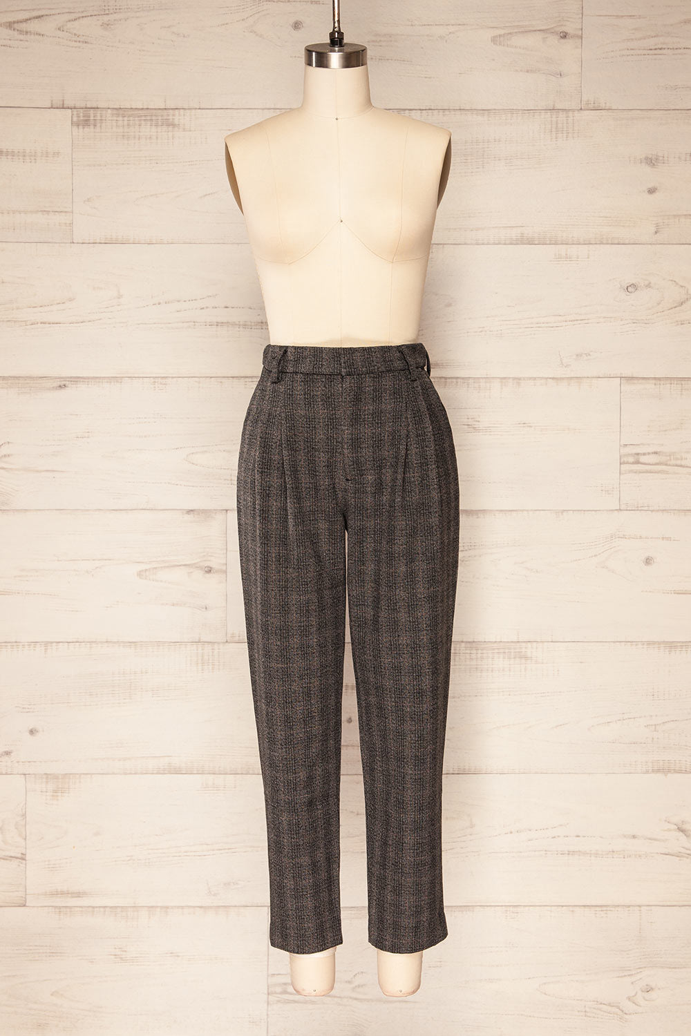 Liandrino High-Waisted Plaid Pants | La petite garçonne front view