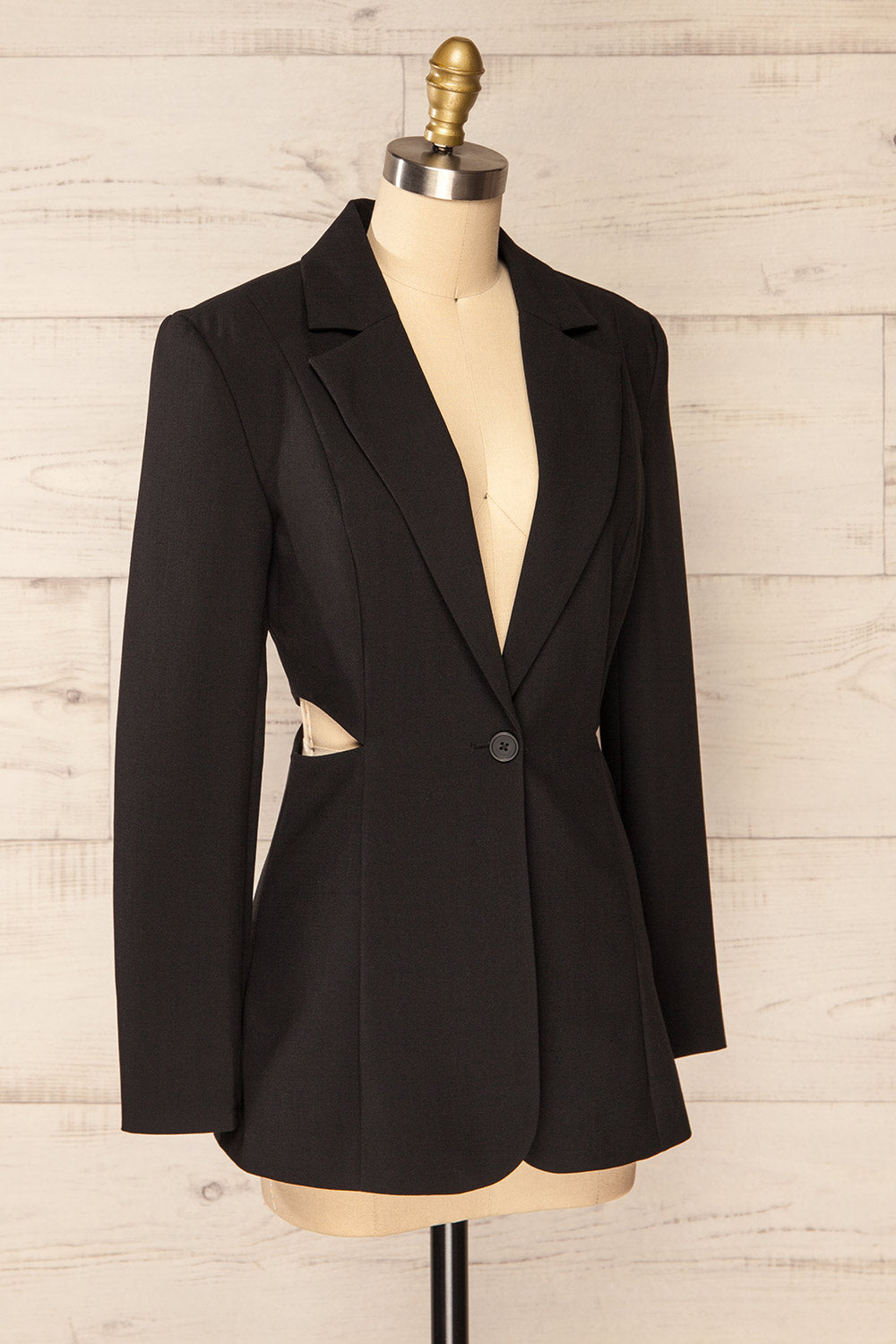 Linkoping Black | Blazer w/ Side Cut-Outs | La petite garçonne side view