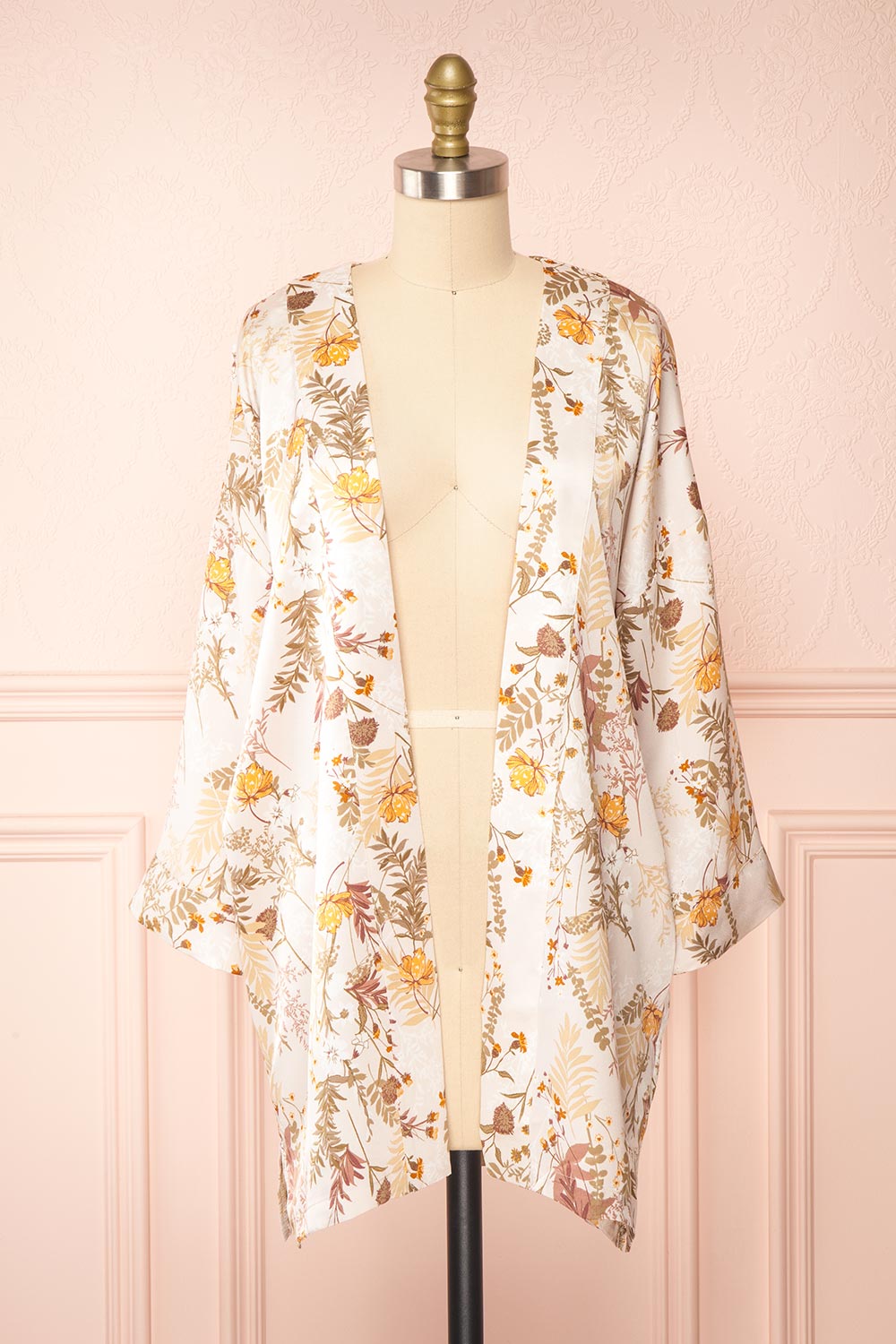 Linnea Short Floral Kimono | Boutique 1861 open view
