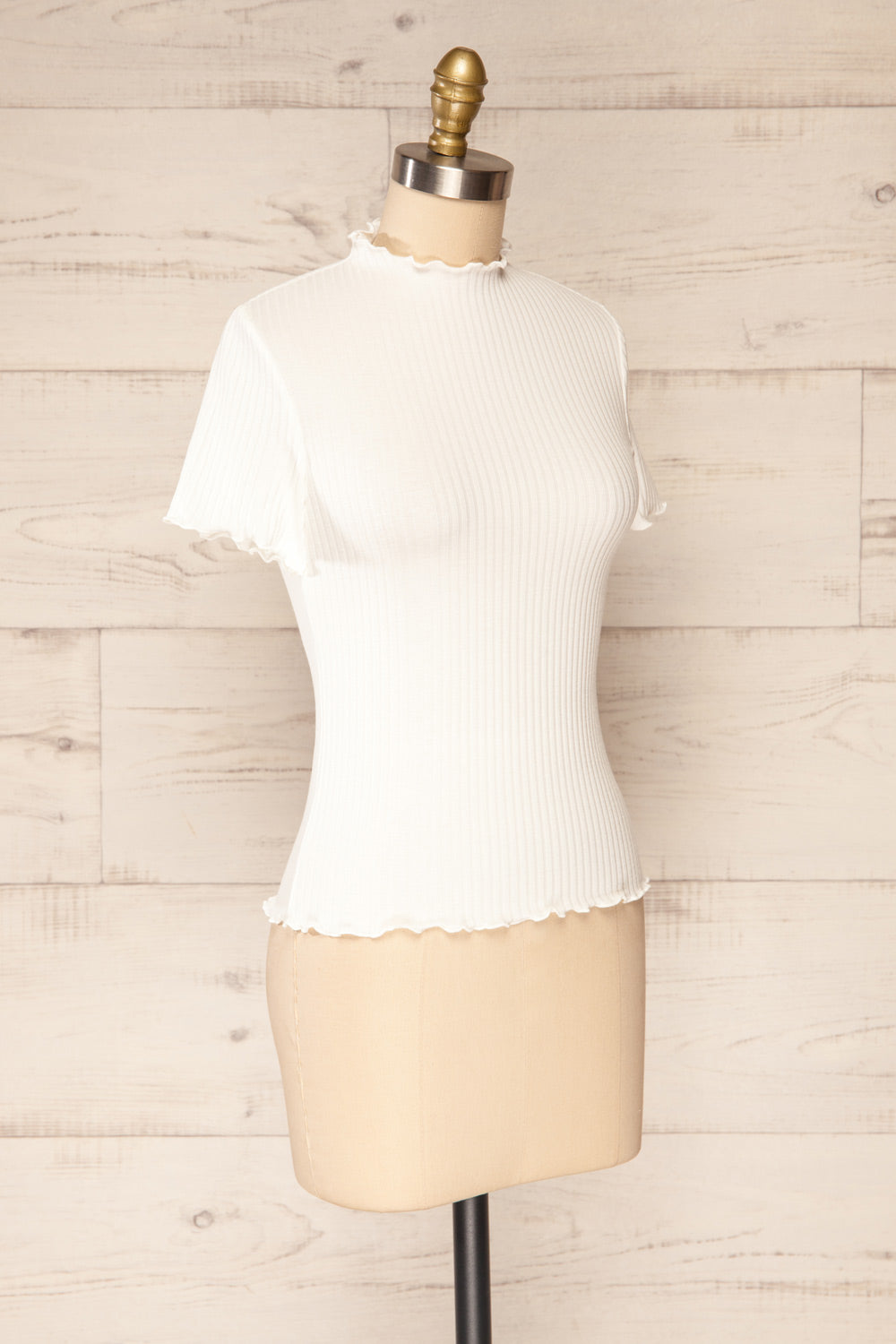 Loula White Ribbed Frill-Trimmed Crop Top | La petite garçonne side view