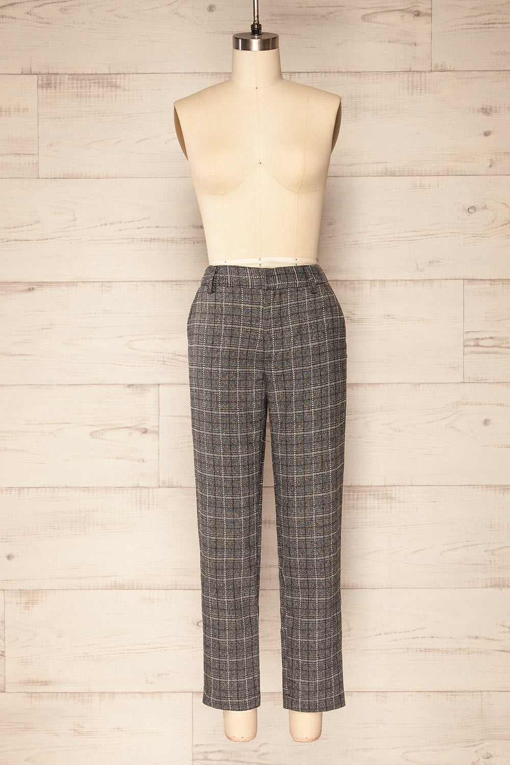 Lubniewice High-Waisted Plaid Pants | La petite garçonne front view
