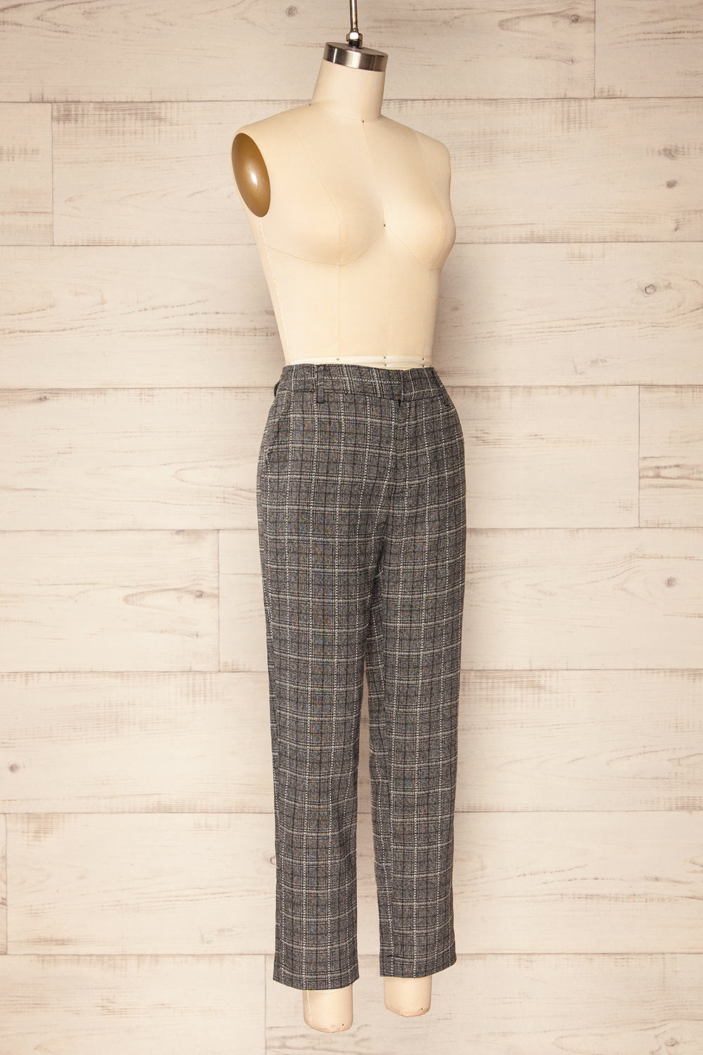 Lubniewice High-Waisted Plaid Pants | La petite garçonne side view