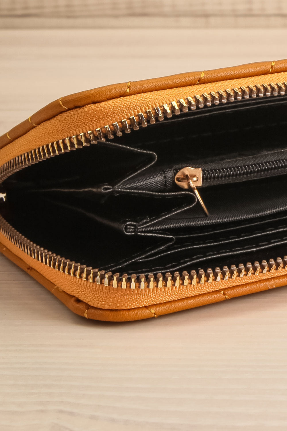 Lueur Yellow Chevron Backpack & Wallet Set | La petite garçonne open close-up