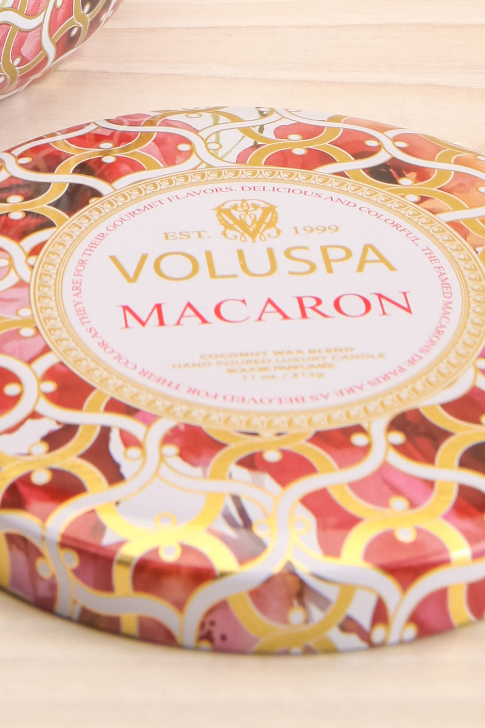 Maison Tin Candle Macaron | La petite garçonne lid close-up