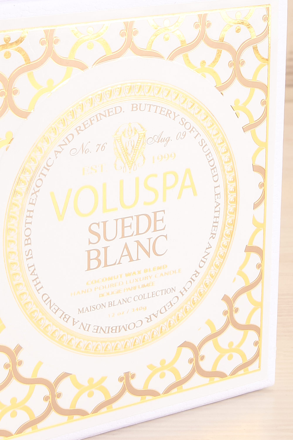 Maison Candle Suede Blanc | La petite garçonne box close-up