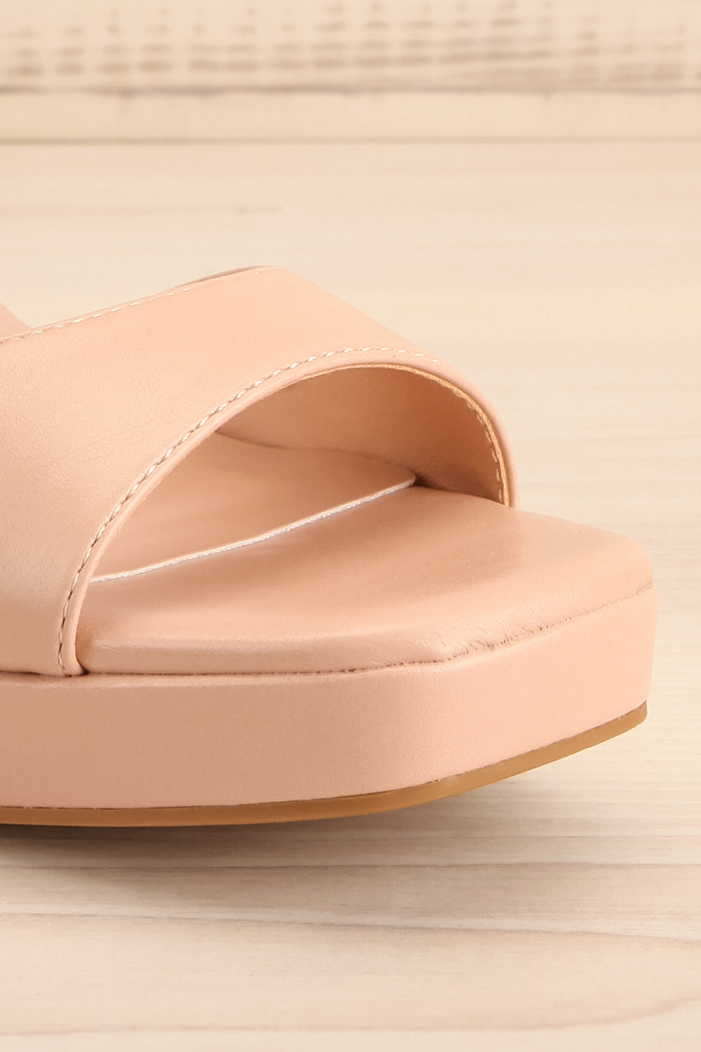 Mariguana Beige Platform Heeled Sandals | La petite garçonne front close-up