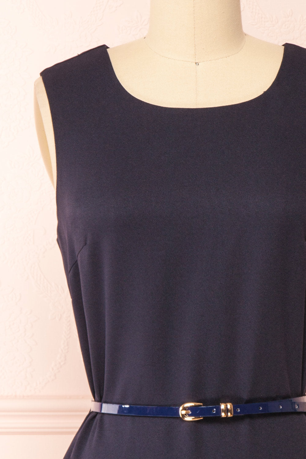 Marine Navy Scoop Neck Short Dress with Belt | Boutique 1861 front close-up belt
