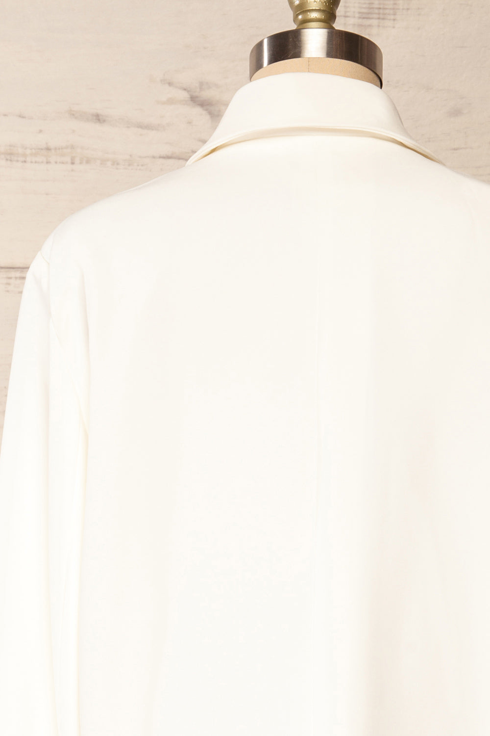 Marousi White Oversized Blazer | La petite garçonne  back close up