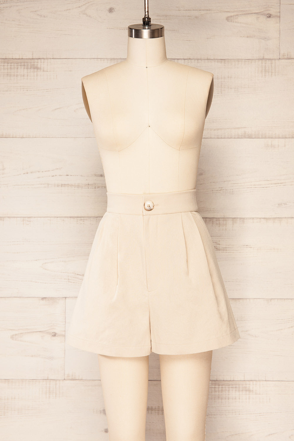Marsala Cream High-Waisted Pleated Shorts | La petite garçonne front view