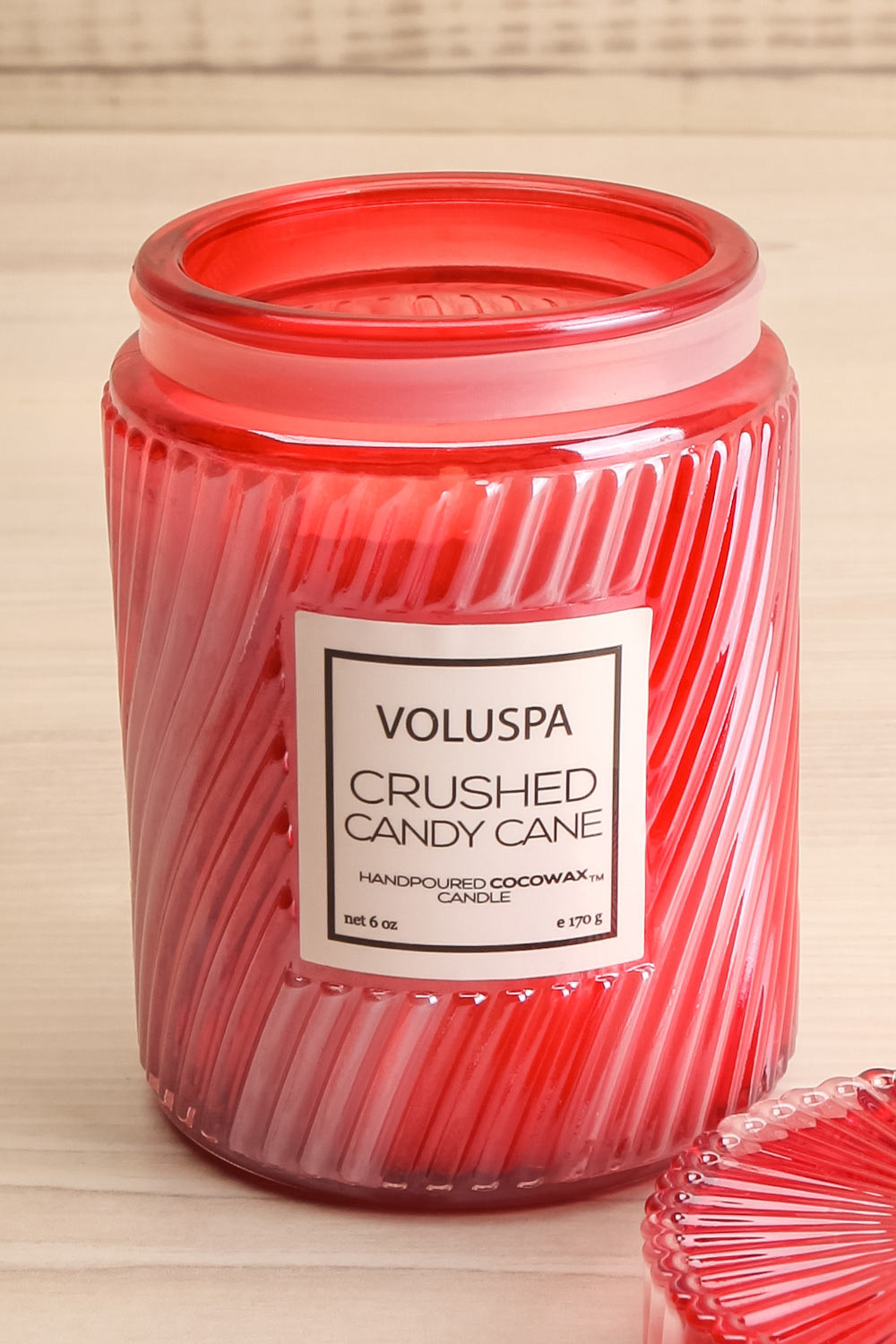 Medium Glass Candle Candy Cane | Voluspa | La petite garçonne close-up