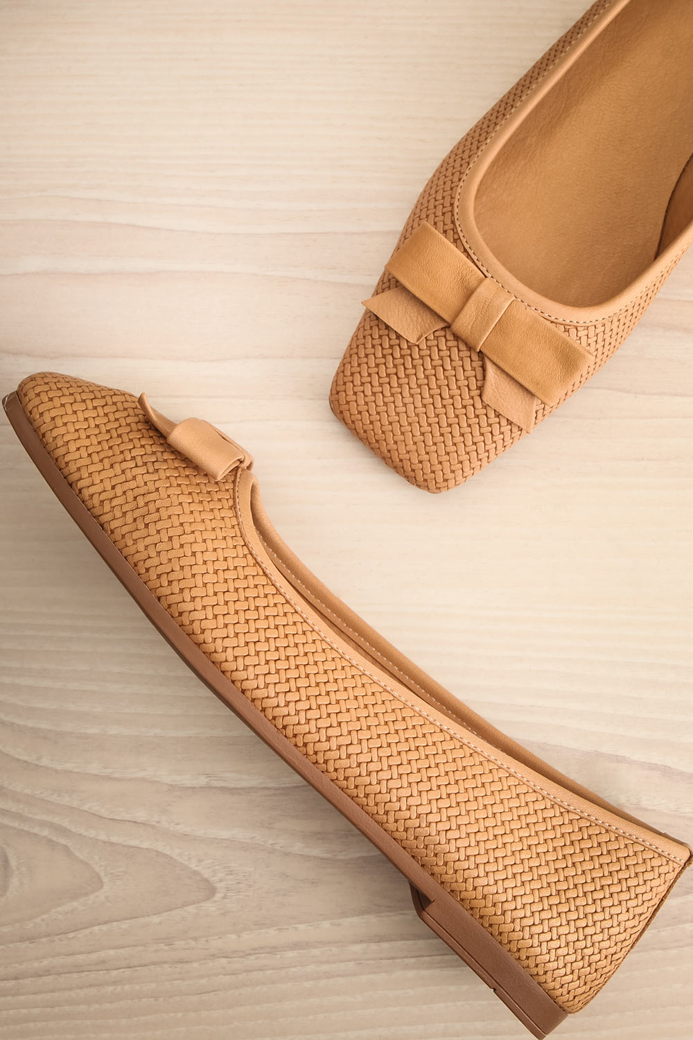 Kelowna Beige Woven Leather Ballerina Flats | La petite garçonne flat view