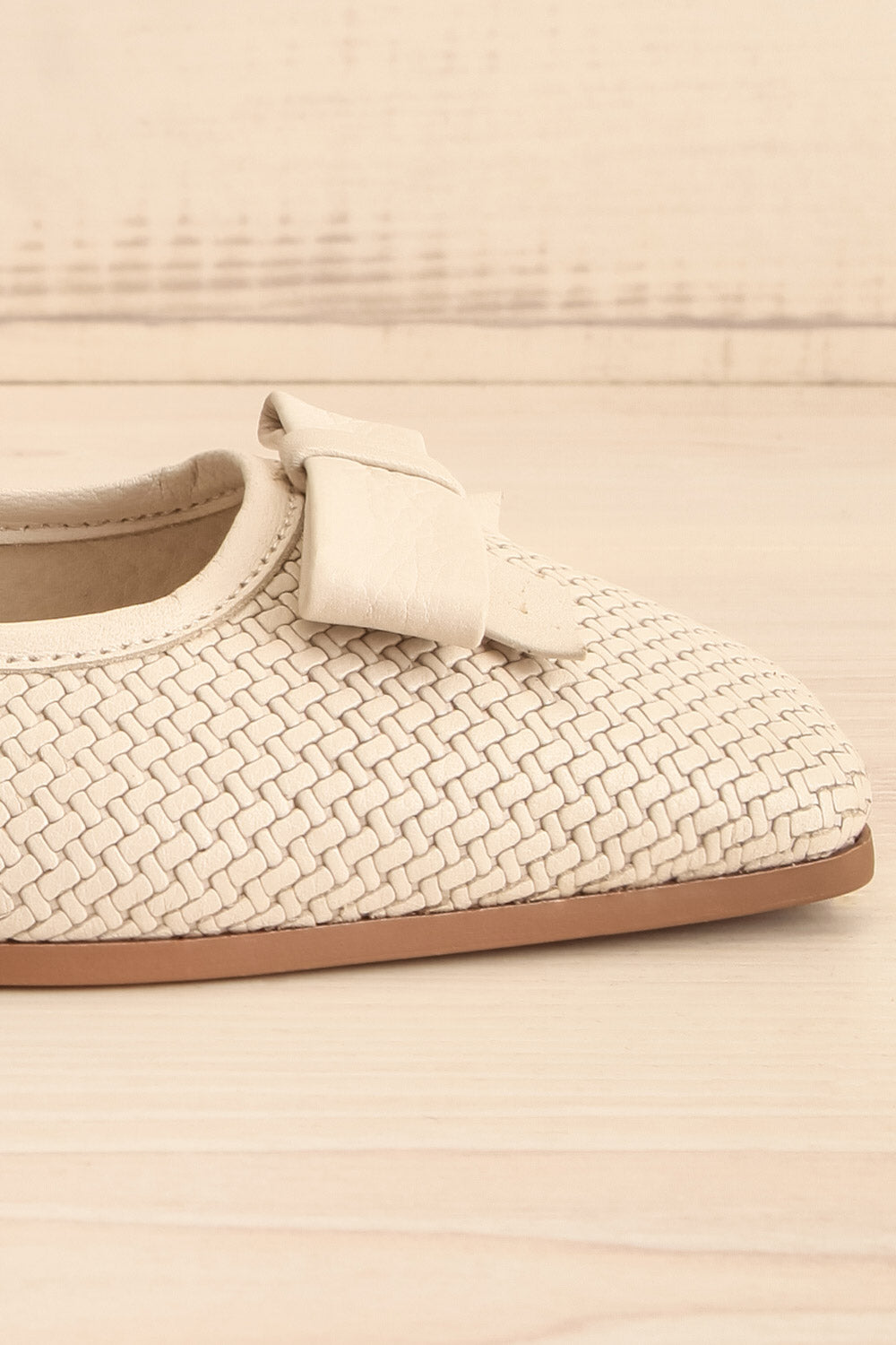 Kelowna Ivory Woven Leather Ballerina Flats | La petite garçonne side front close-up