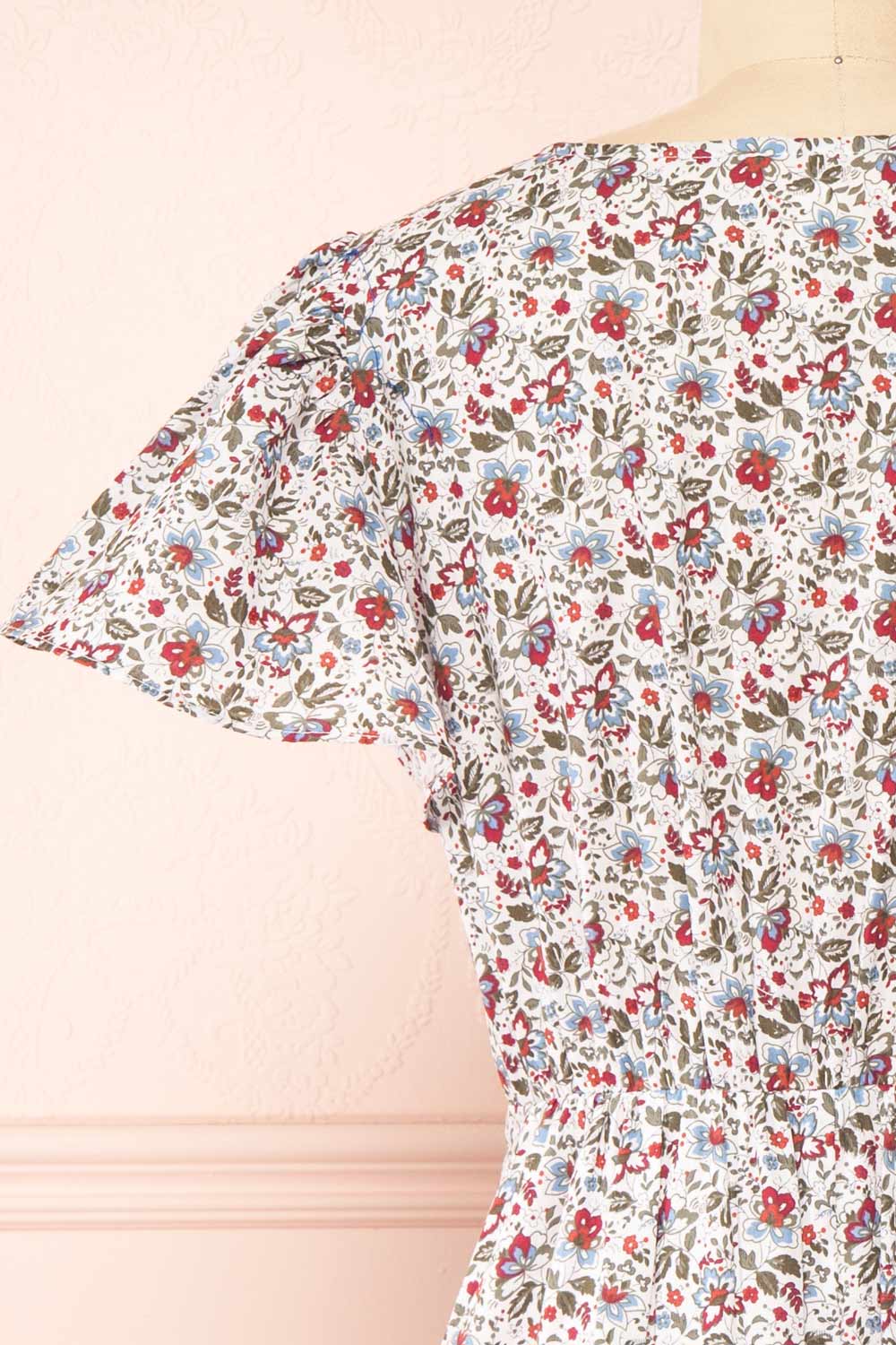 Menodis Short A-Line Floral Dress | Boutique 1861 side close-up