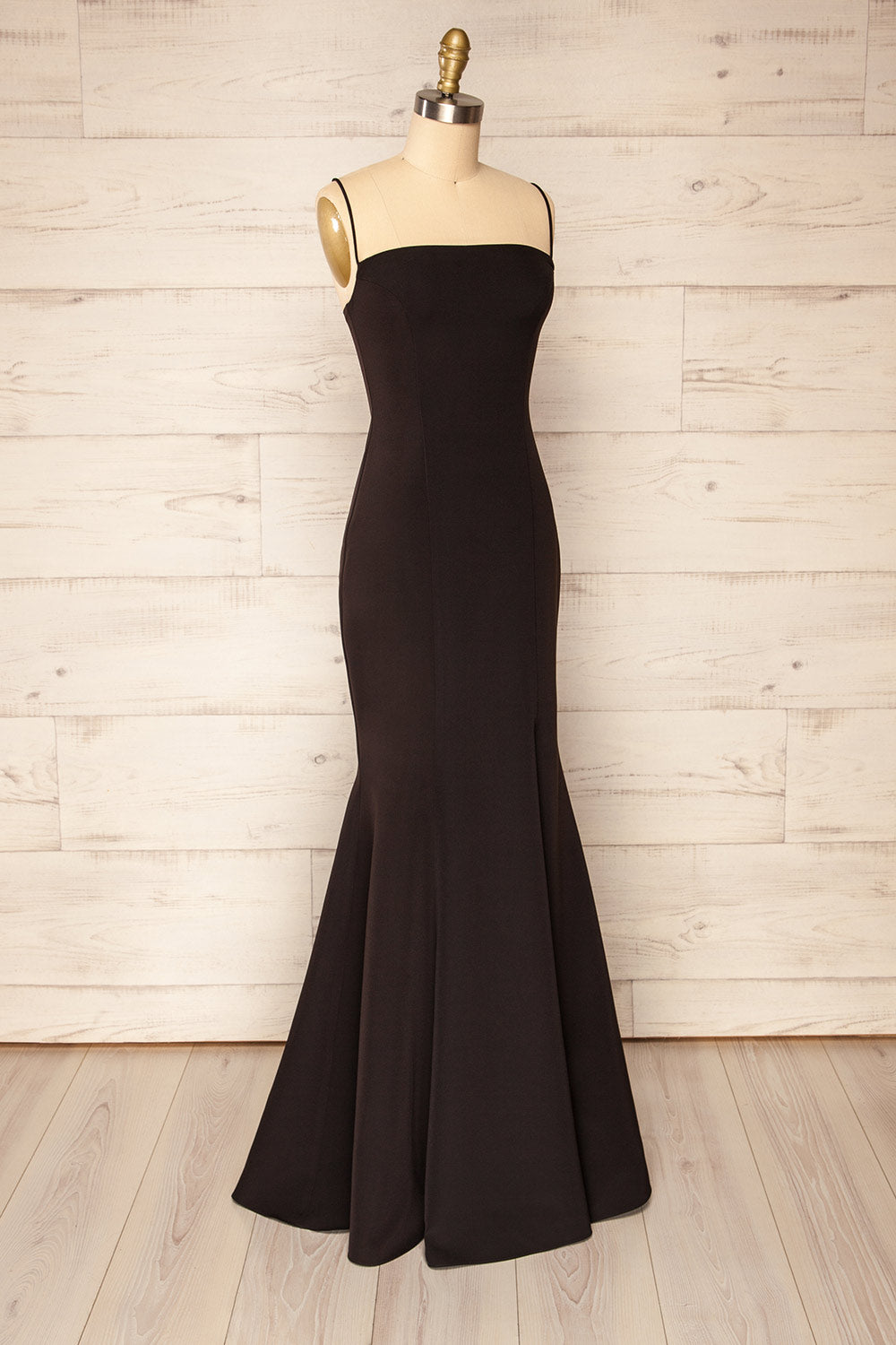 Milena Black Mermaid Gown with Slit | La Petite Garçonne side view