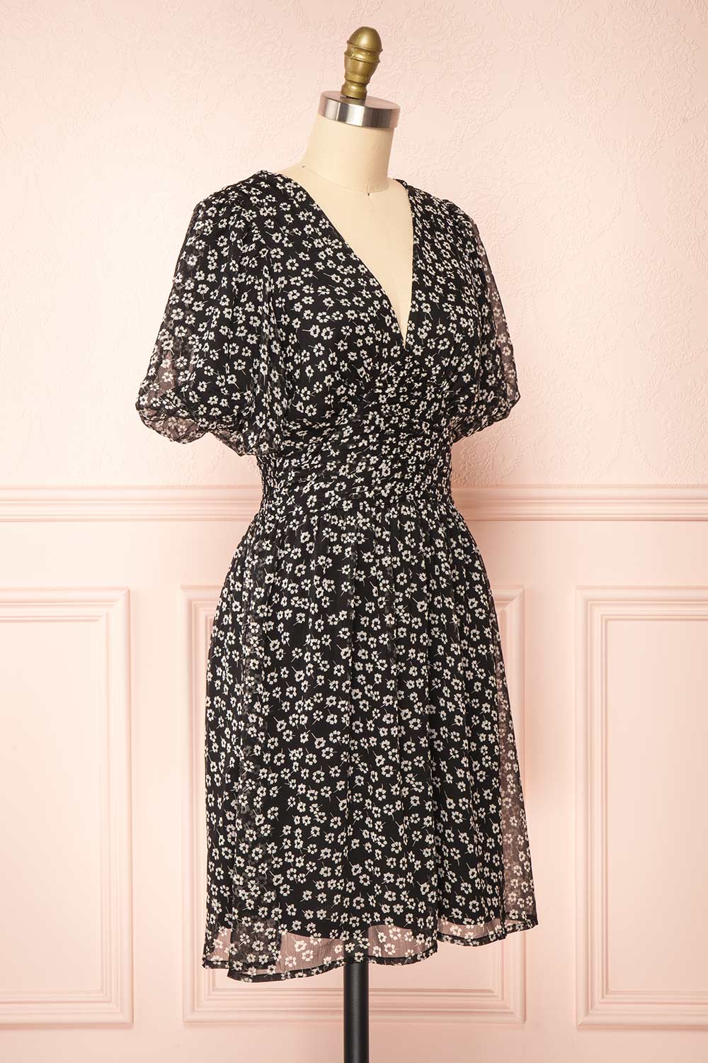 Mogontia Puffed Sleeves Floral Short Dress | Boutique 1861 side view