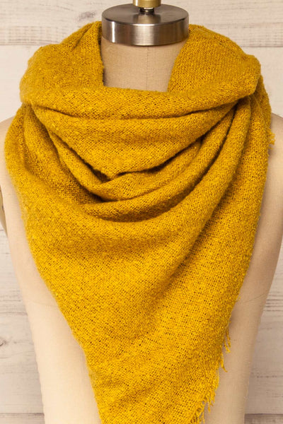 Mohaire Yellow Soft Knit Scarf | La petite garçonne triangle close-up