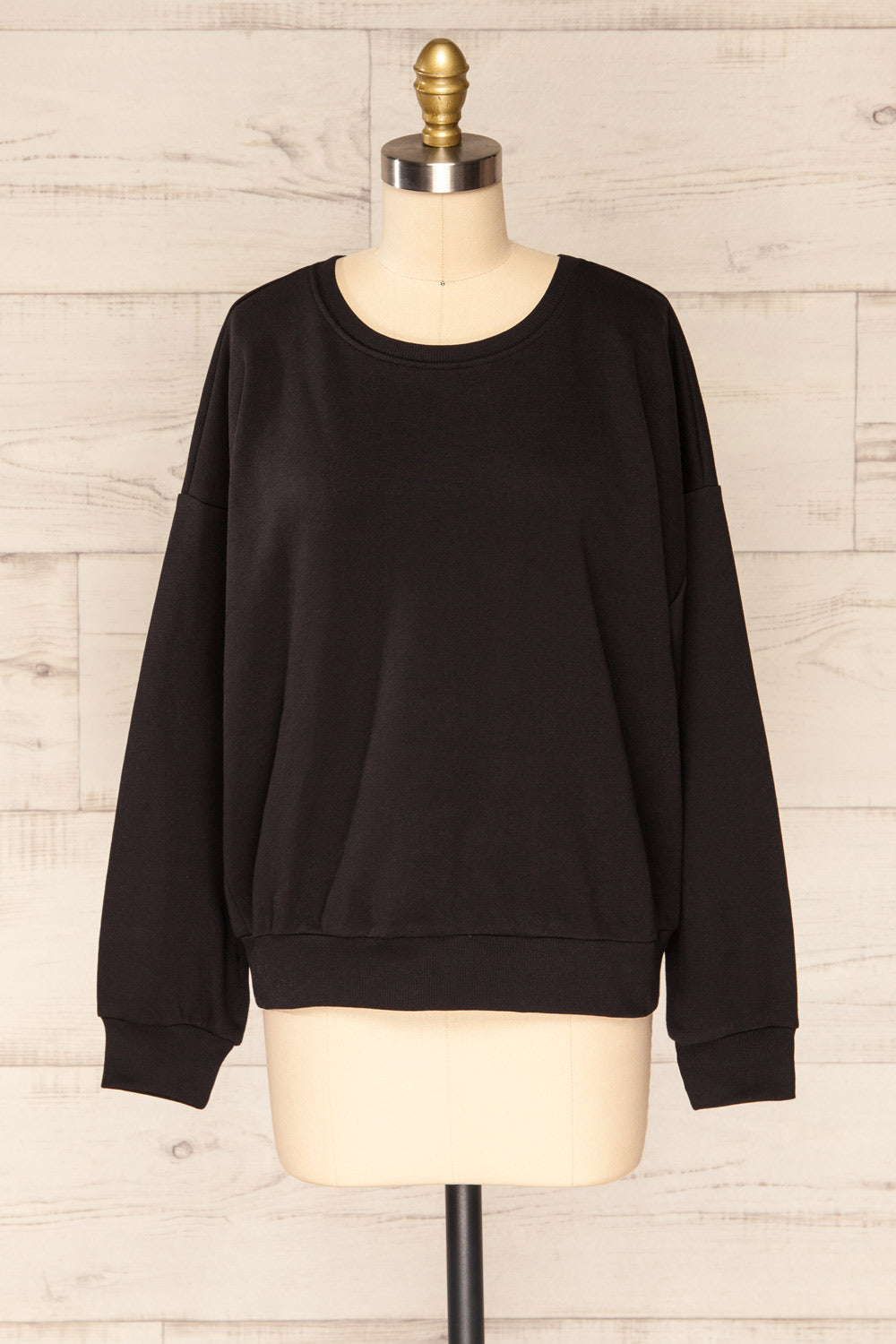 Monki Black Oversized Crew Sweatshirt | La petite garçonne front view