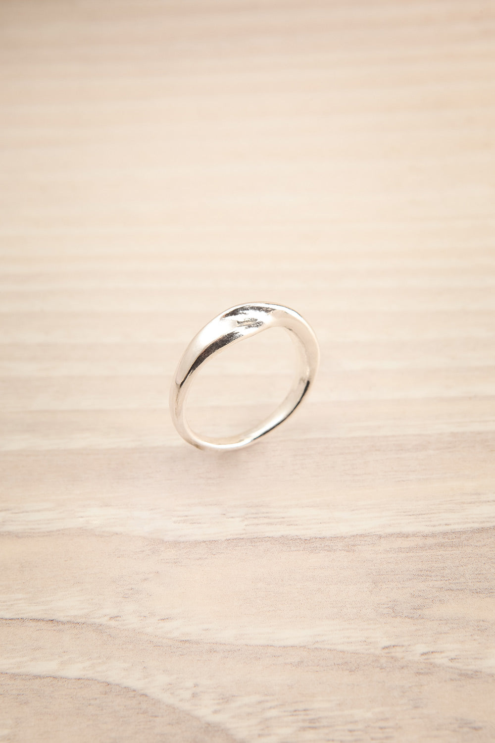 Mosgiel Silver Set of 7 Stackable Minimalist Rings | La petite garçonn motif 