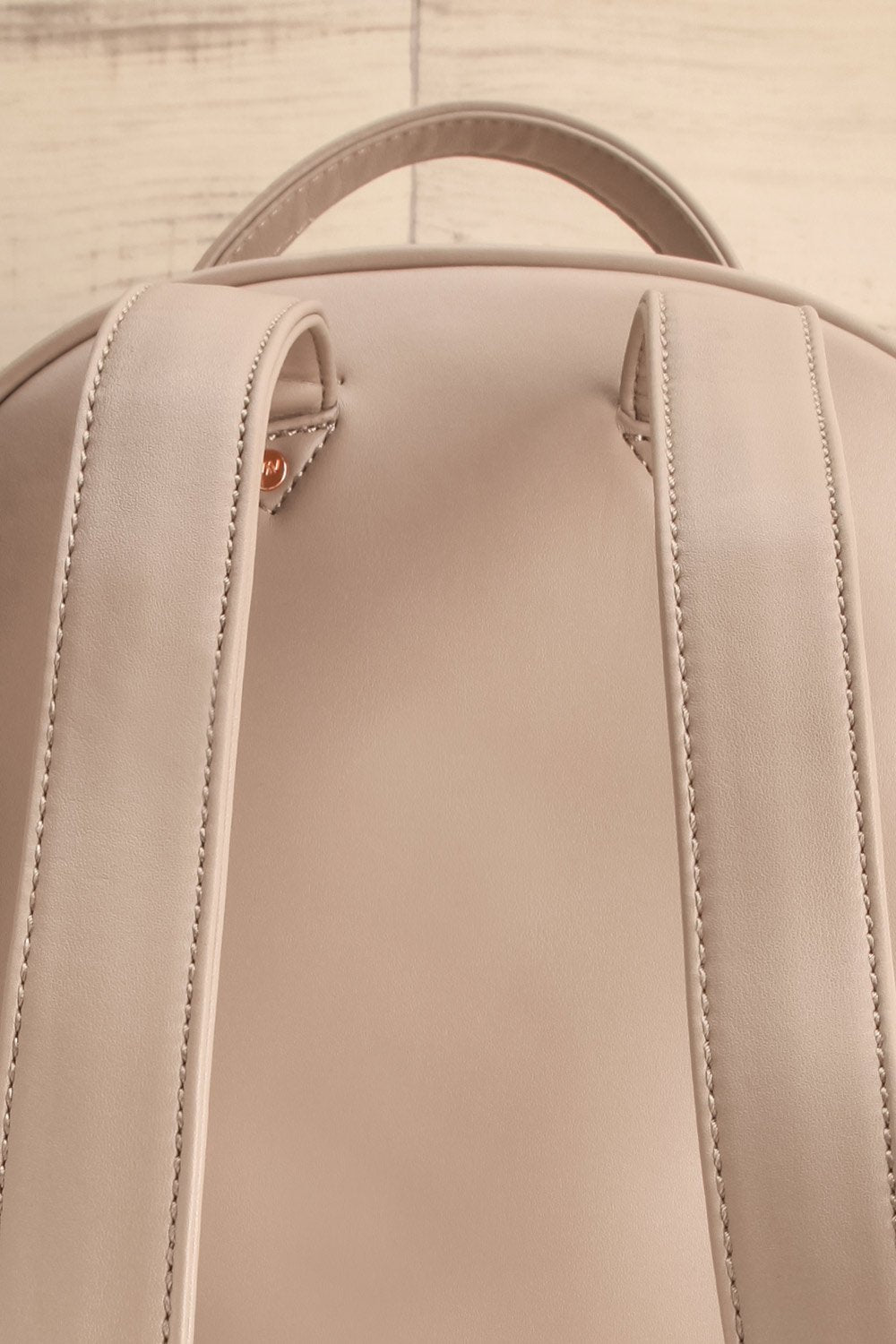 Munic Fog Vegan Leather Backpack | La Petite Garçonne Chpt. 2 11