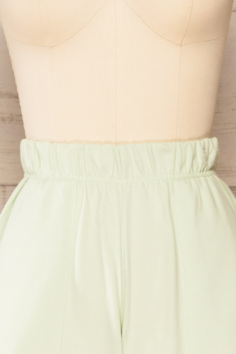 Naas Mint Jogger Short With Pockets | La petite garçonne front close-up