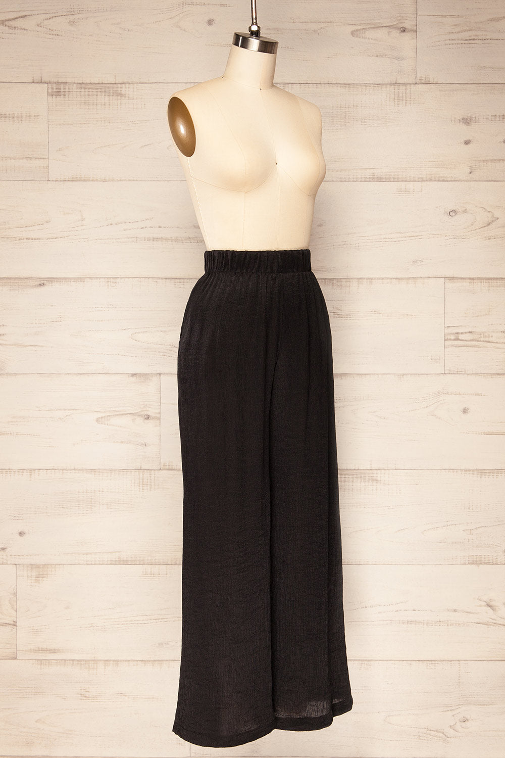 Napola Black High-Waisted Pants w/ Side Pockets | La petite garçonne side view