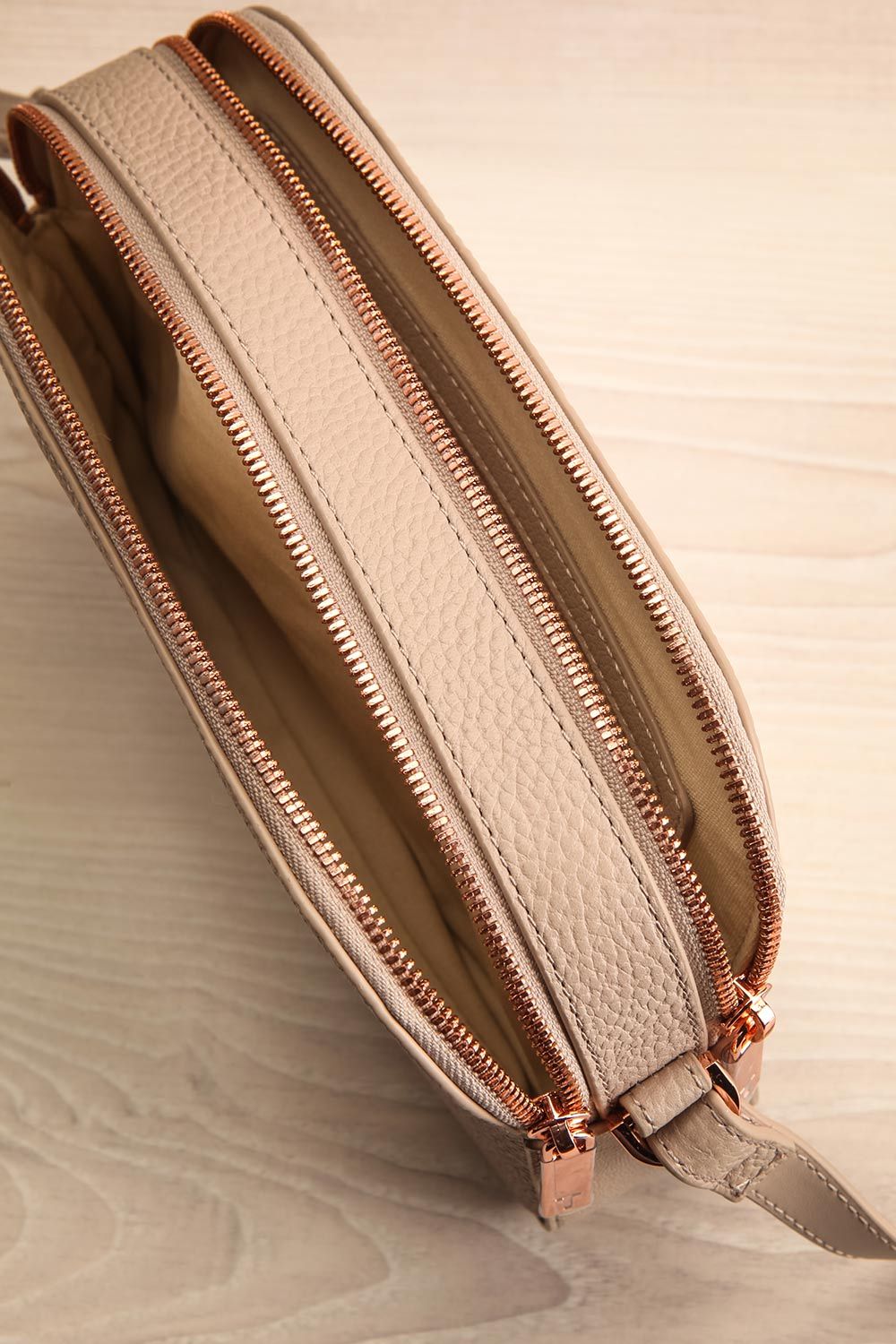 Niran Taupe Crossbody Bag | Sac | La Petite Garçonne Chpt. 2 inside view