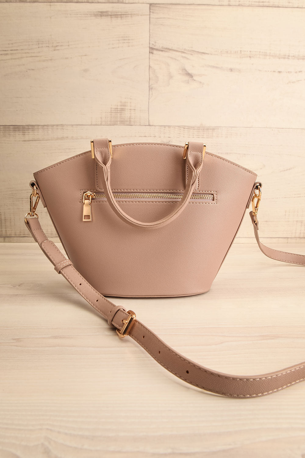 Olivier de Bohème Black Crossbody Handbag | La petite garçonne front view