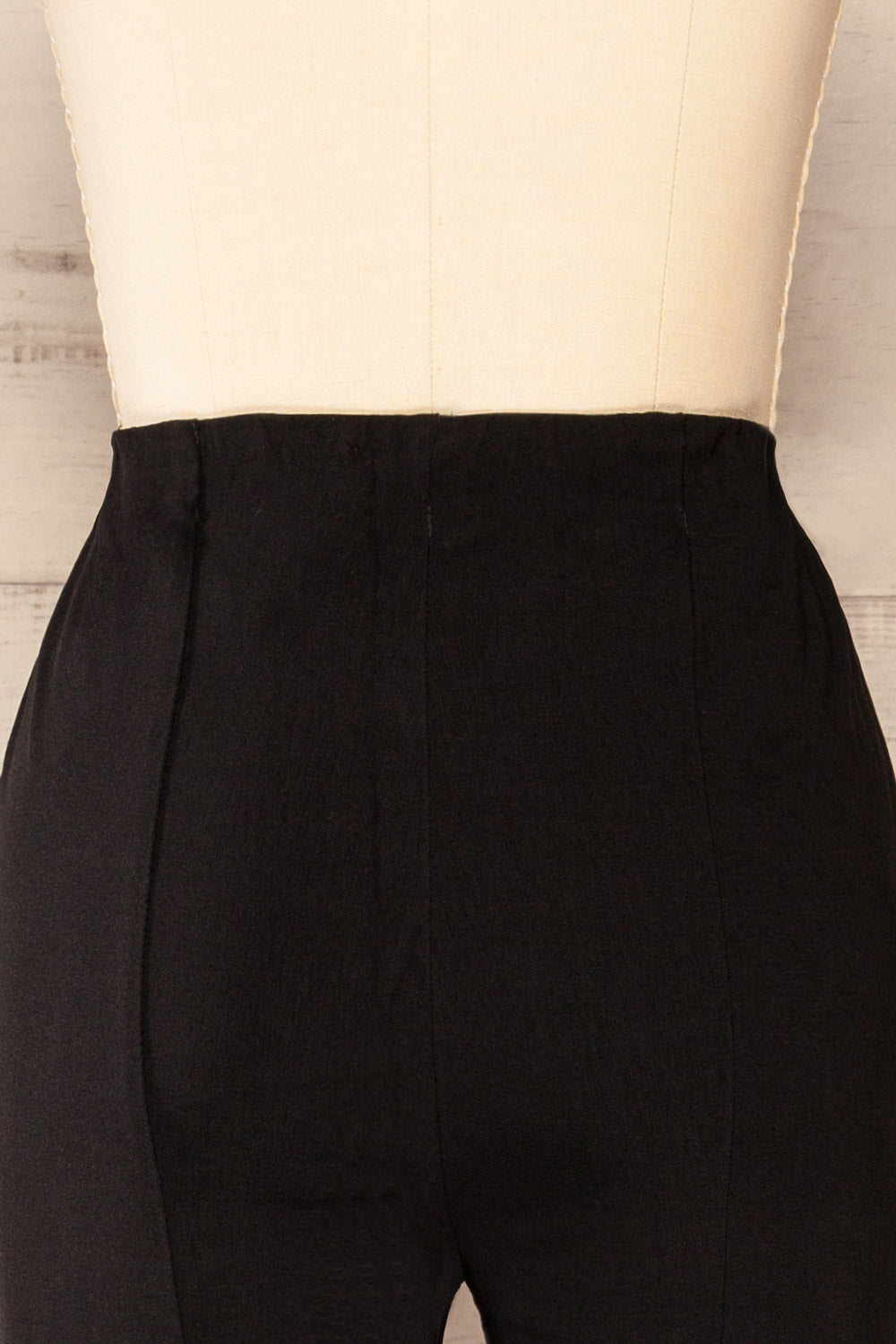 Orsova Black Fitted Pants w/ Stretchable Waist | La petite garçonne back close up